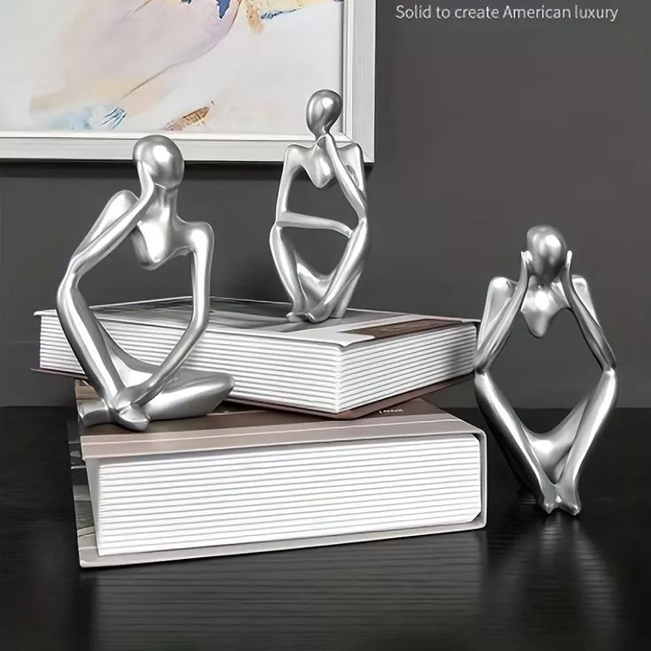 Trio de Estátuas Nórdicas Abstratas